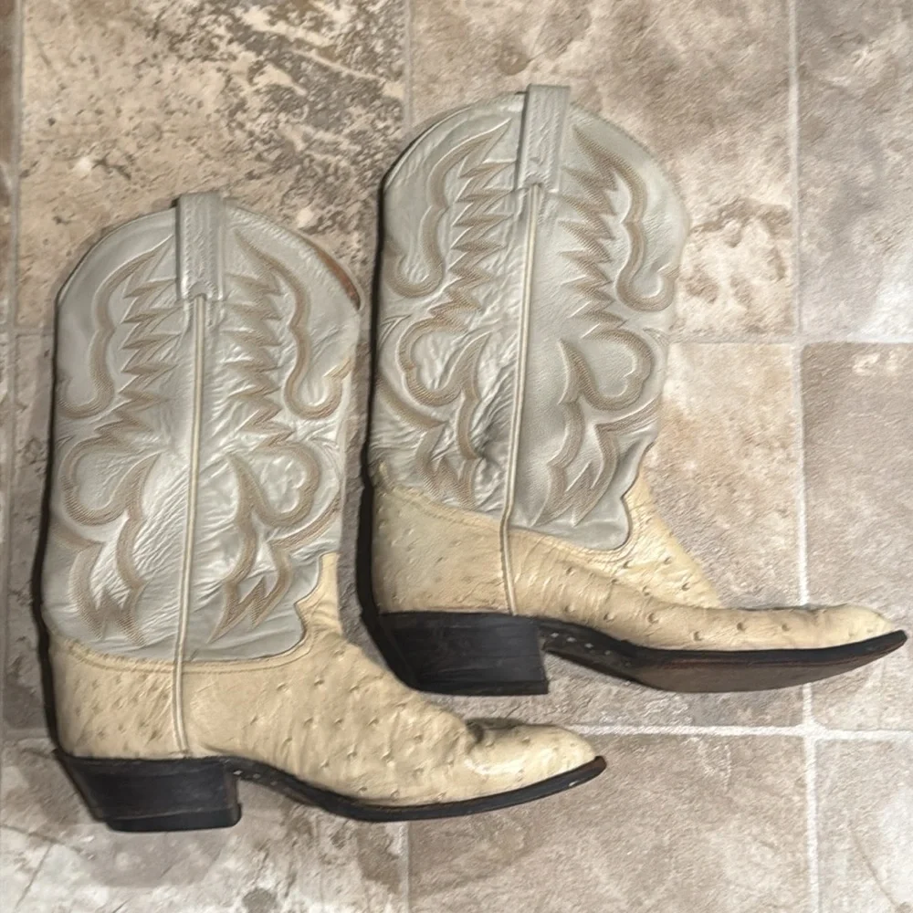 Tony Lama Ostrich Size 8 Off White/Beige Boots